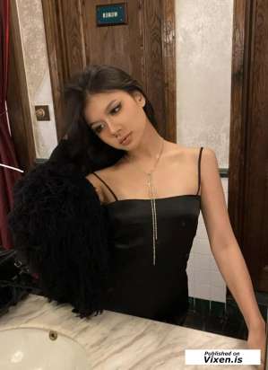 Escort model Demmy, Singapore in Singapore