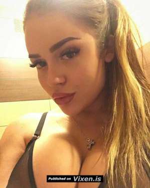 paola in Sydney