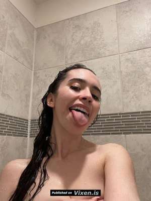 Am available for outcall and incall in Tri-Cities WA