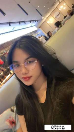 22Yrs Old Escort 153CM Tall Manila Image - 5