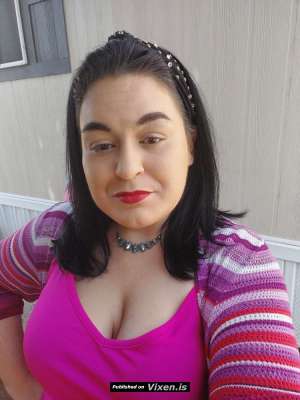Escort Brunette Portland OR in Portland OR