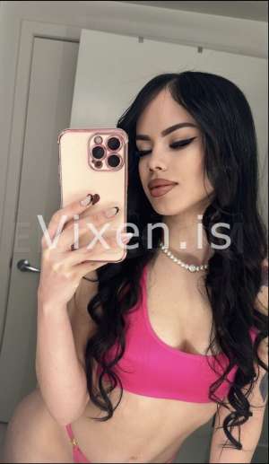 Paola in Los Angeles CA