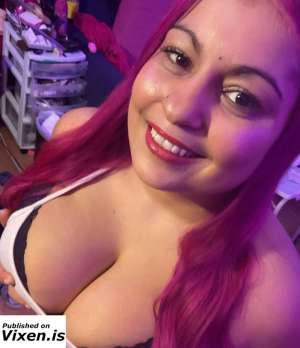 Mia / petite chatte serrer/ cash seulement in Rimouski