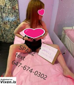 new girl alert c*m welcome amy first day today in Newmarket
