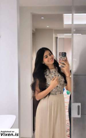 Hot indian punjabi student girl availble for you in Brampton