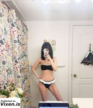 Lovely and Slender Korean 100% Real Pic in North York