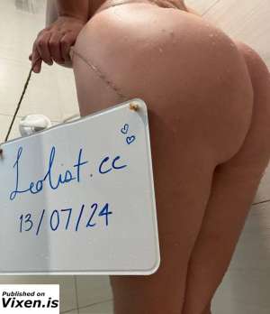 OUT &amp; IN CALL NEW TIGHT HORNY PUSS IN TOWN in Edmonton