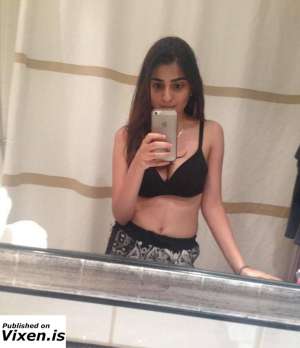 hey i'm available now for incall outcall and online services in Brampton