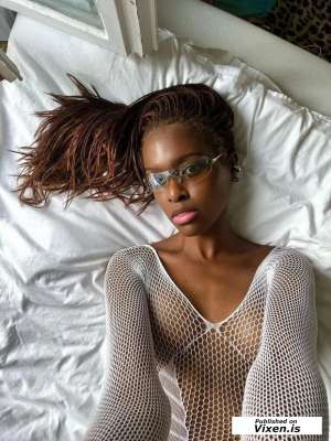Escort model Tia Useni, Manhattan in Manhattan NY