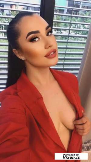 Escort model KRISTINA, Honolulu in Honolulu HI