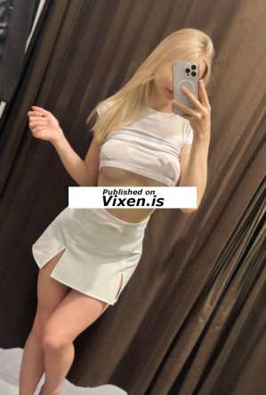 Adele Rose, Independent in Singapore City