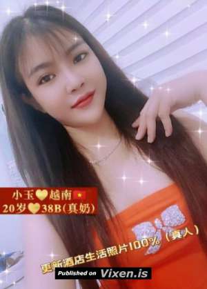 Xiaoyu in Johor Bahru