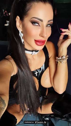 Valentina Sierra in Prague