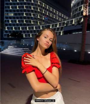 20Yrs Old Escort 53KG 169CM Tall Paris Image - 1