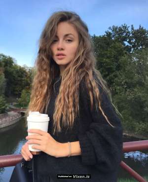 20Yrs Old Escort 53KG 169CM Tall Paris Image - 3