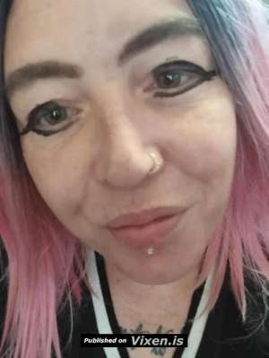 Sweet n sassy hot tattooed Aussie bbw JUNEE 2663, Junee in Wagga Wagga