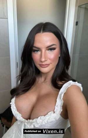 Sexy AUSSIE brunette, 25 - for fun times SHEPPERTON,  in Shepparton