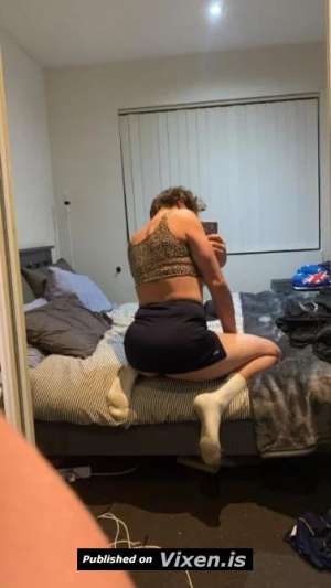 Travelling, horny, young bottom, Newcastle