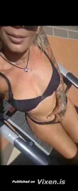Blonde Aussie escort available in gladstone, Gladstone in Gladstone