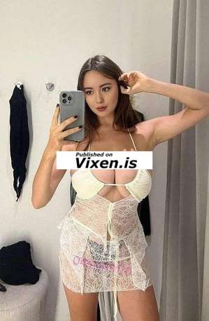 Independent private escort available now in Perth