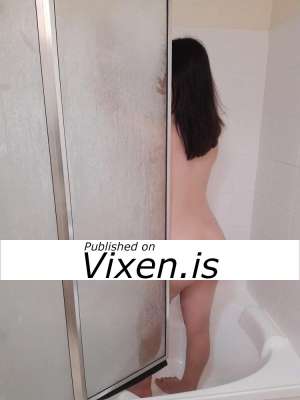 23Yrs Old Escort Size 6 Newcastle Image - 3