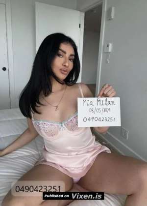 Pretty Girl Mia Work Today, Best GFE &amp; Nude Massage in Ballarat